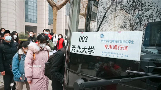 日日躁夜夜躁狠狠久久AV