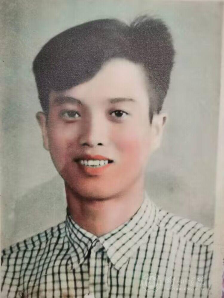 年轻时的颜富鸿