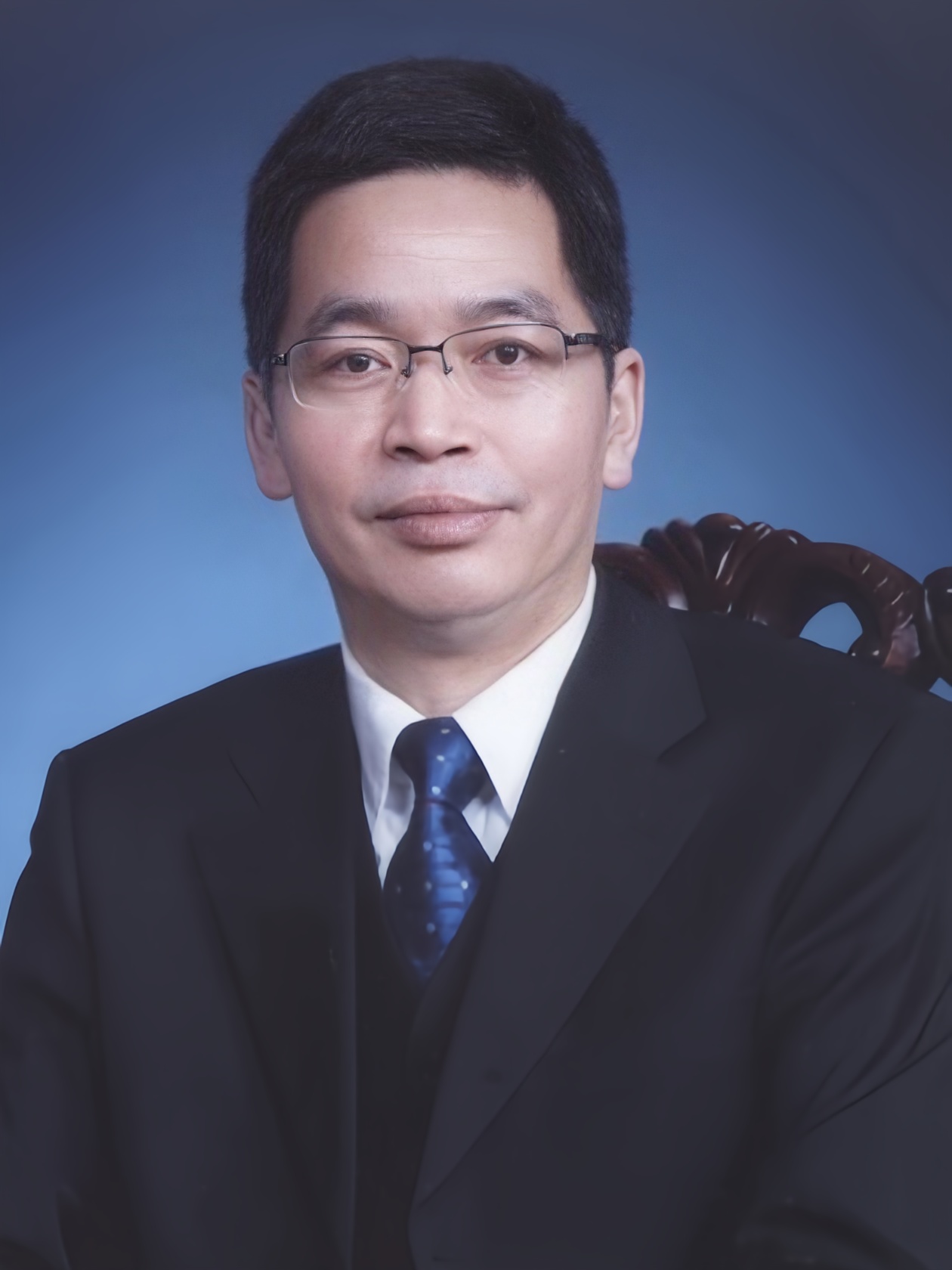 日日躁夜夜躁狠狠久久AV创新论坛第一千七百六十六讲：分子碳的精准化学创制