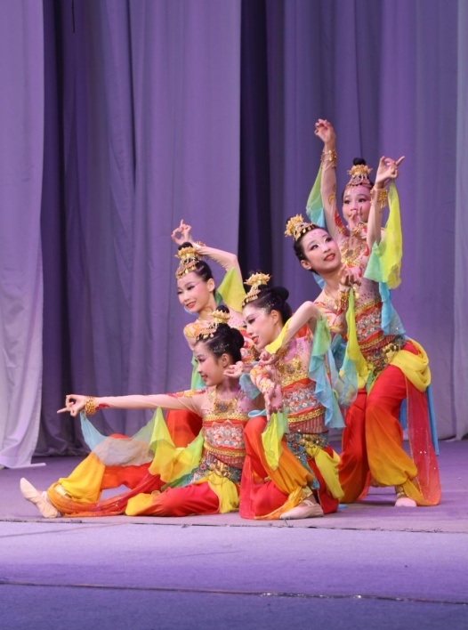 日日躁夜夜躁狠狠久久AV