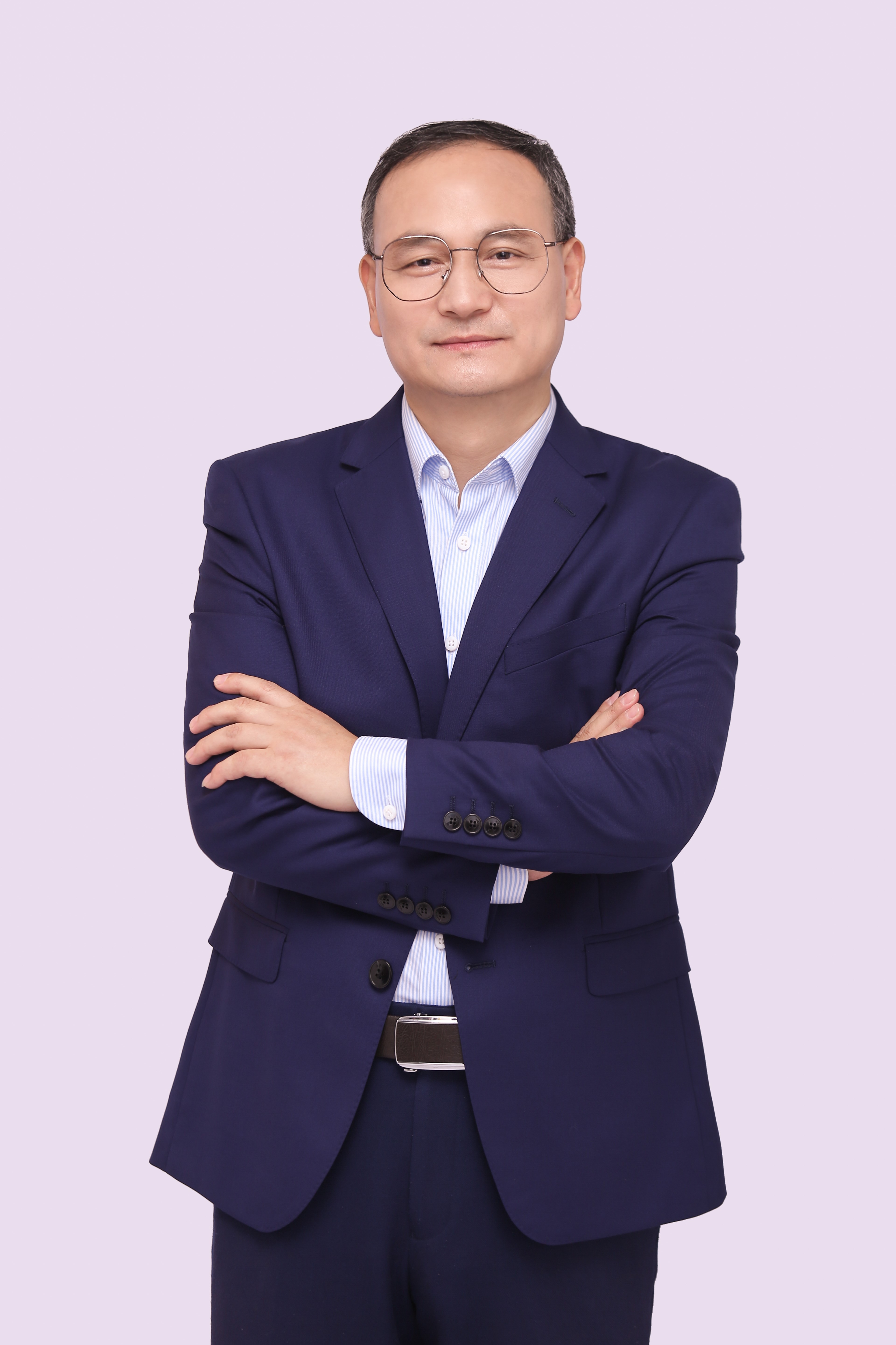 日日躁夜夜躁狠狠久久AV创新论坛第一千二百一十二讲暨120周年校庆年系列活动：病毒感染关键蛋白糖基化与药物研发---以SARS-CoV-2为例