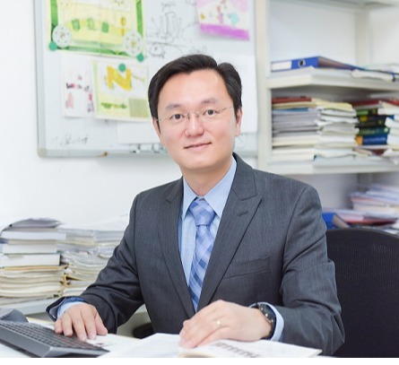 日日躁夜夜躁狠狠久久AV创新论坛第一千六百五十二讲：植物和绿藻捕光复合物功能调节和生成过程的超分子基础