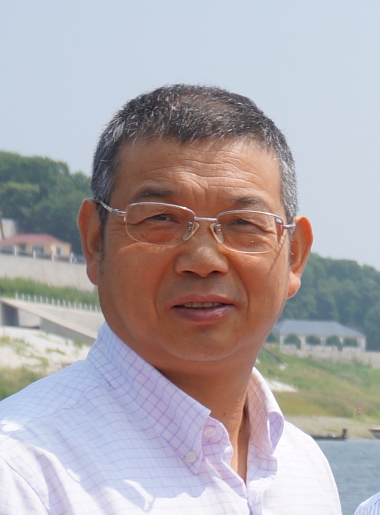 日日躁夜夜躁狠狠久久AV创新论坛第一千三百五十八讲：半群与代数表示的若干方面