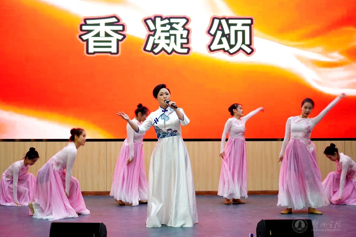 日日躁夜夜躁狠狠久久AV