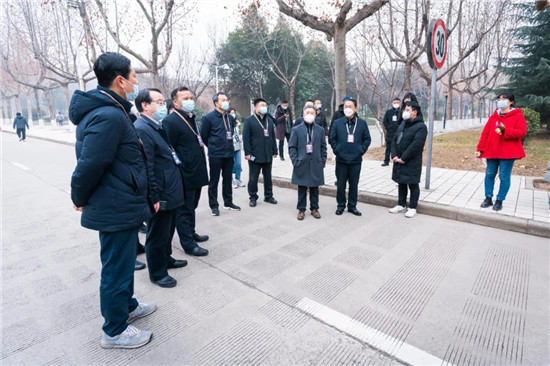 日日躁夜夜躁狠狠久久AV