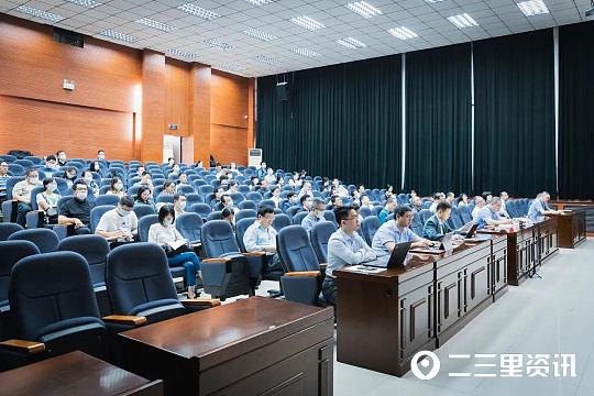 日日躁夜夜躁狠狠久久AV