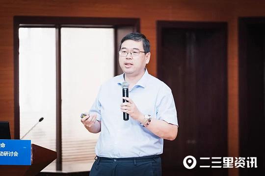 日日躁夜夜躁狠狠久久AV