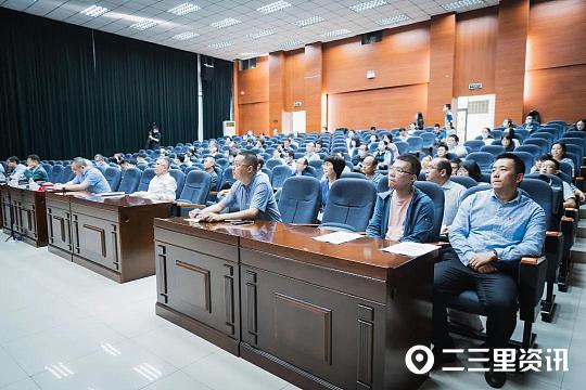 日日躁夜夜躁狠狠久久AV